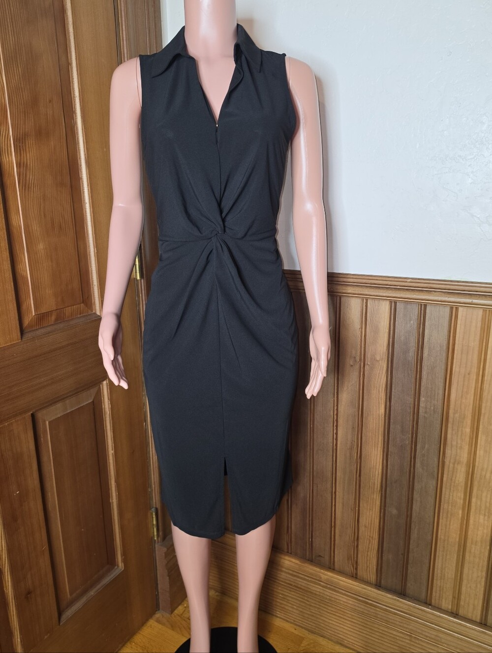 NWT Michael Kors Sleeveless Black Twist-Front Sheath Dress M